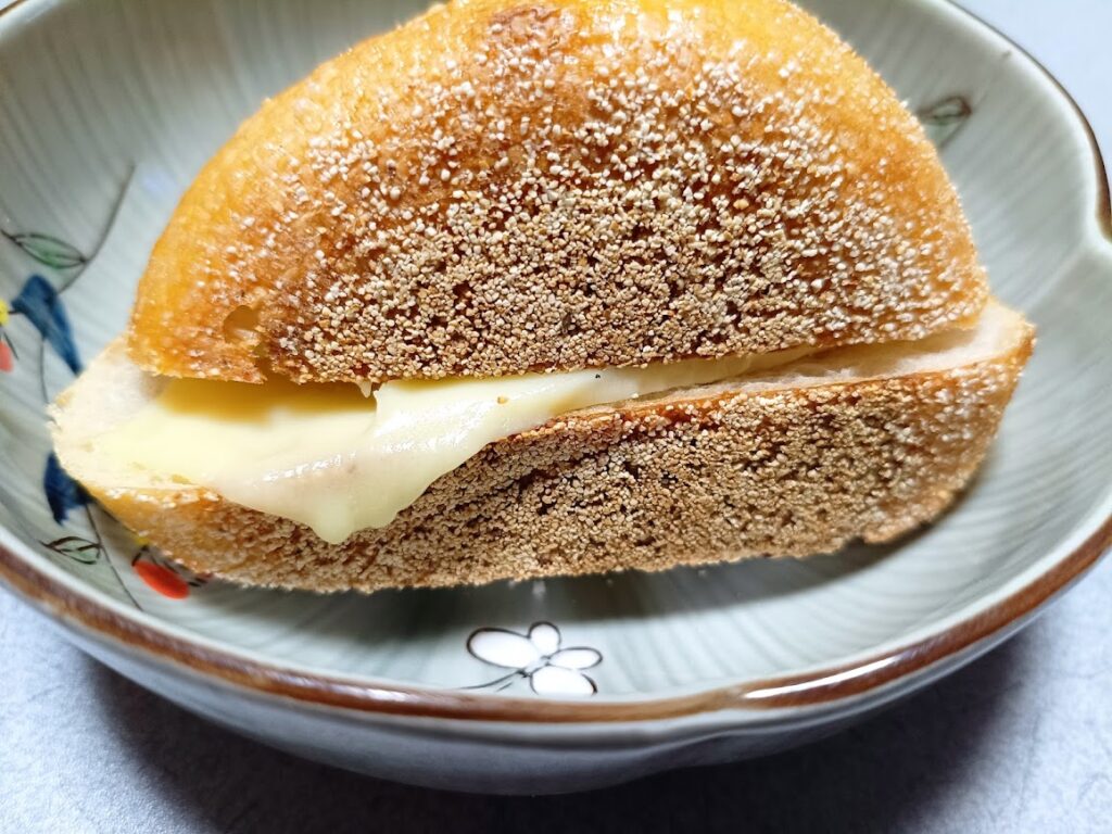 サワードウブレッド　チーズトースト