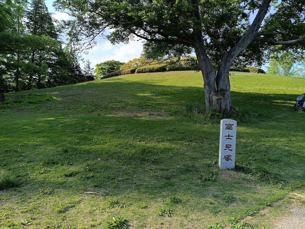 富士見塚の石碑