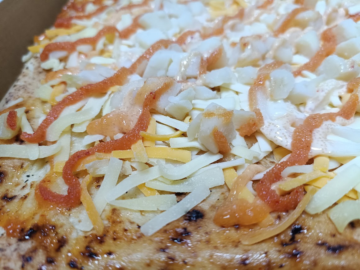 コストコ明太子マヨピザ じゃがいも・玉ねぎのゴロゴロ具材