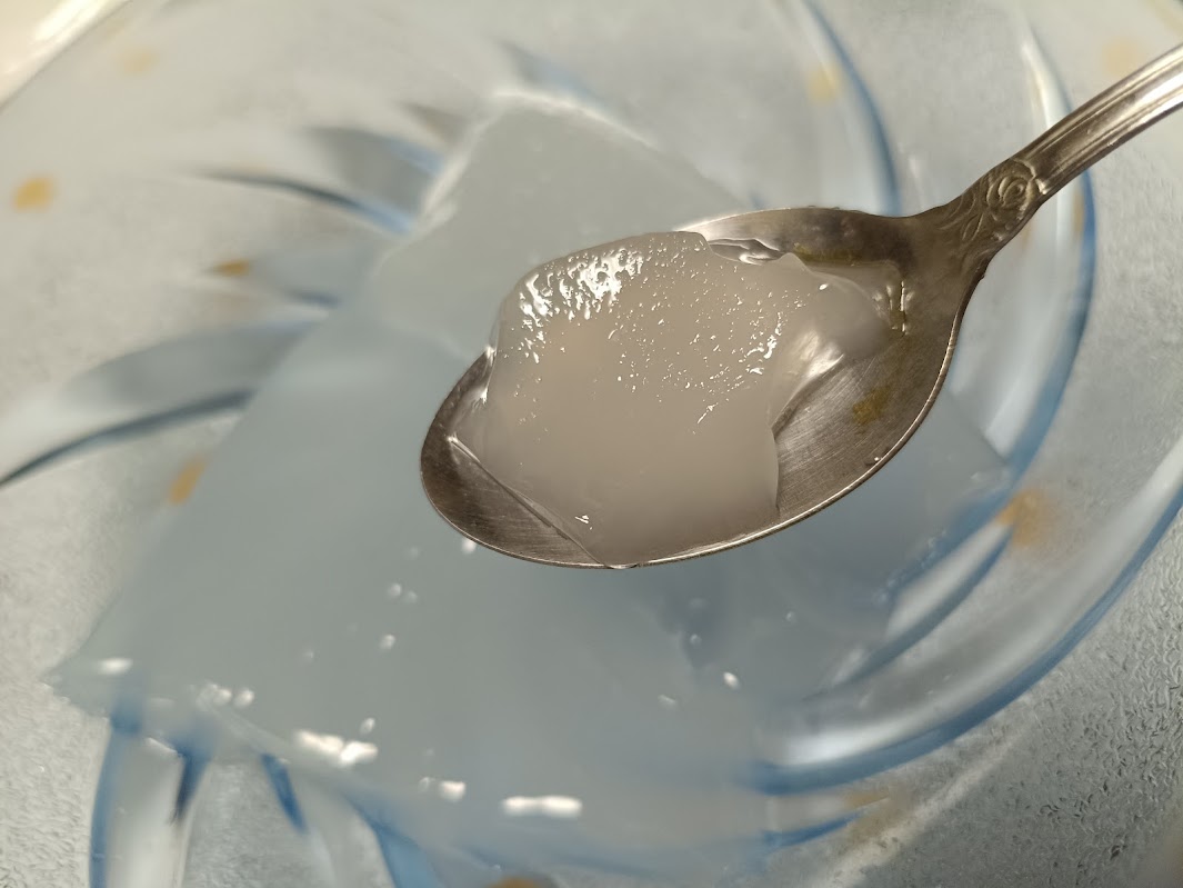 業務スーパー 寒天くずもち スプーン ぷるぷる 食感 もちもち
