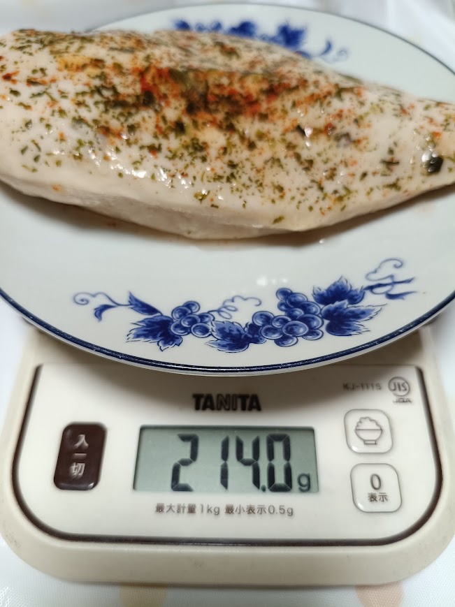 蒸し鶏計量