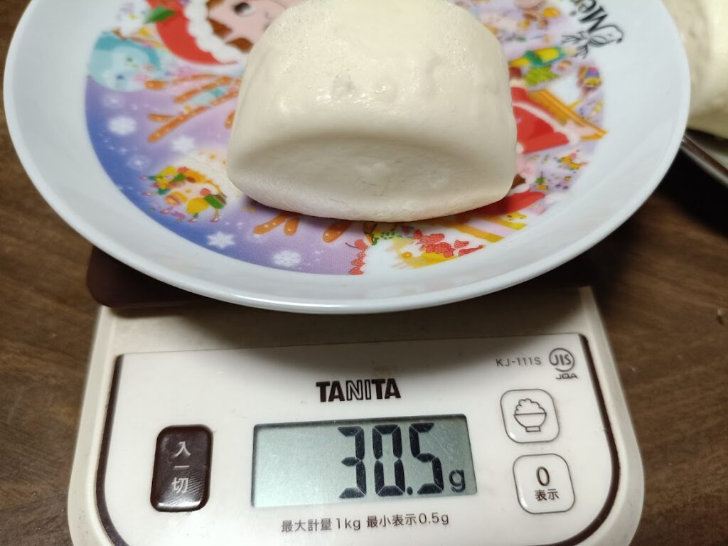 業スーマントウを測りに乗せた画像