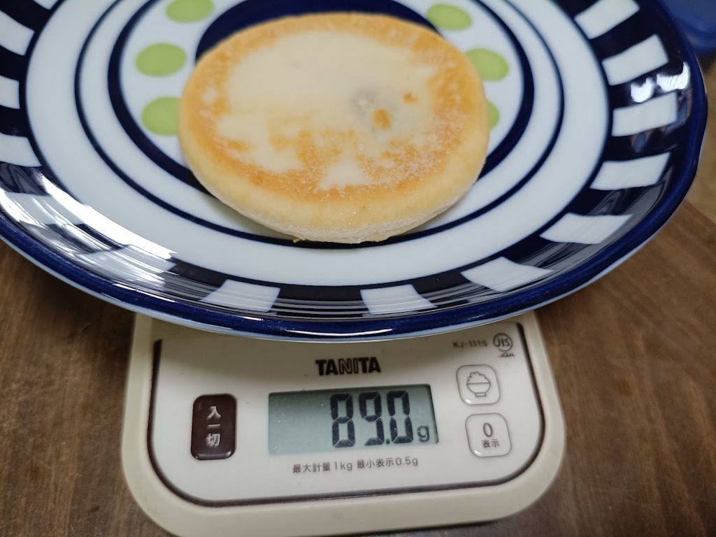 冷凍のまま1枚を計量すると89.0g