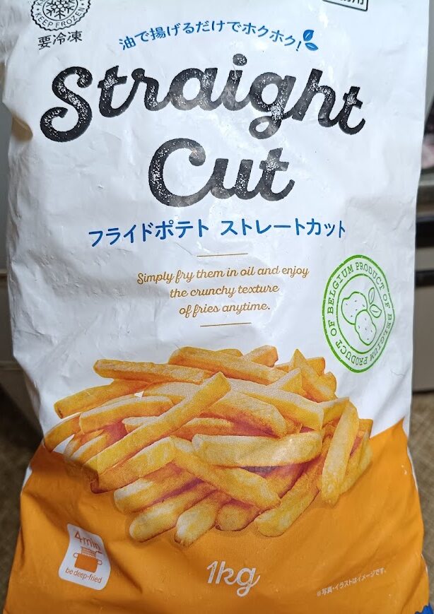 業務スーパーのフライドポテト ストレートカットのパッケージ表面（1kg）
