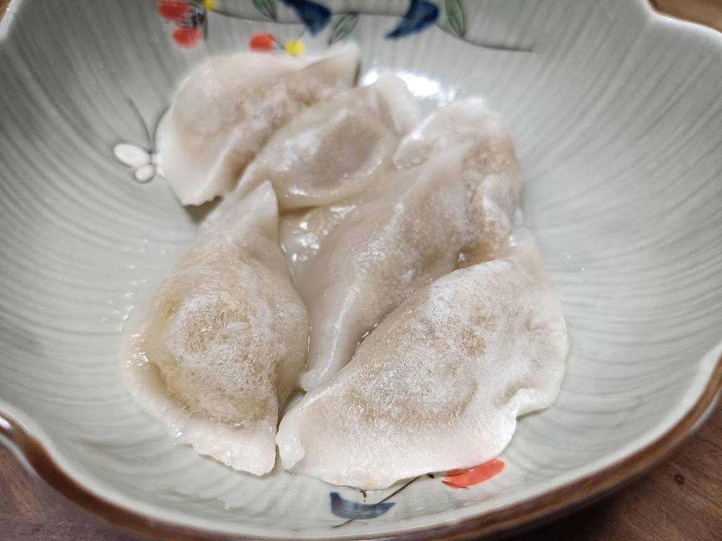電子レンジで温めた水餃子